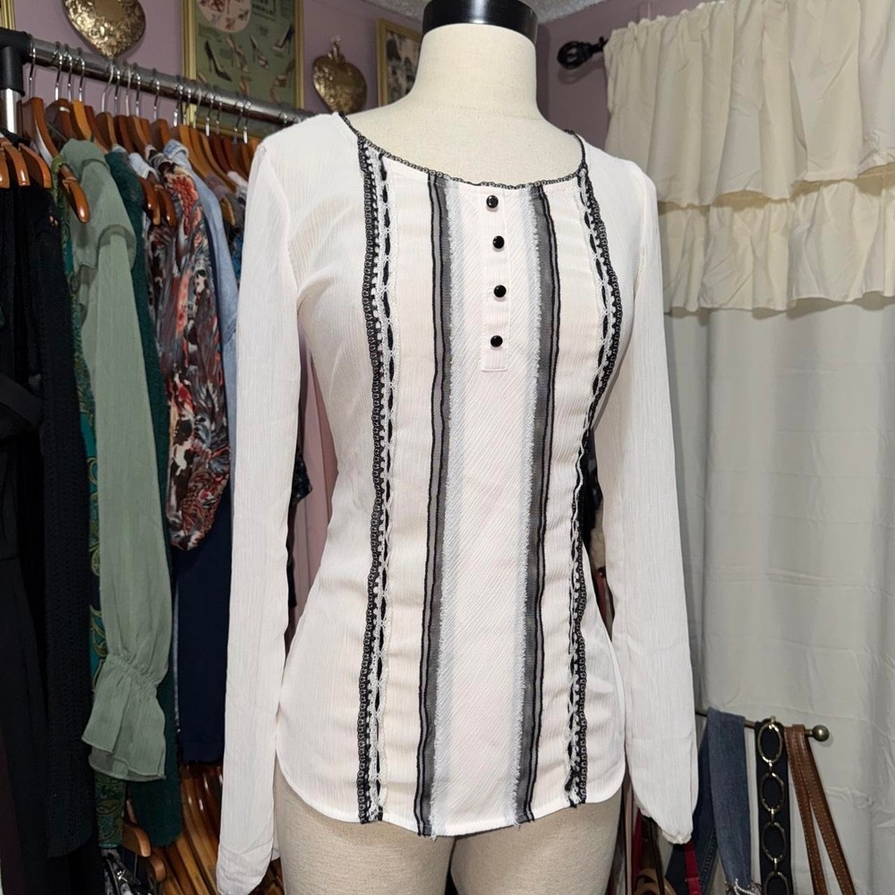 Y2K White Lace Long Sleeve Top